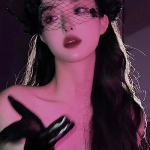 大美女🐻100%露出奶头视频
