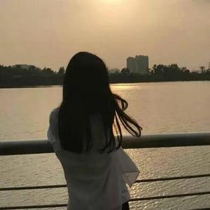 大美女🐻100%露出奶头视频
